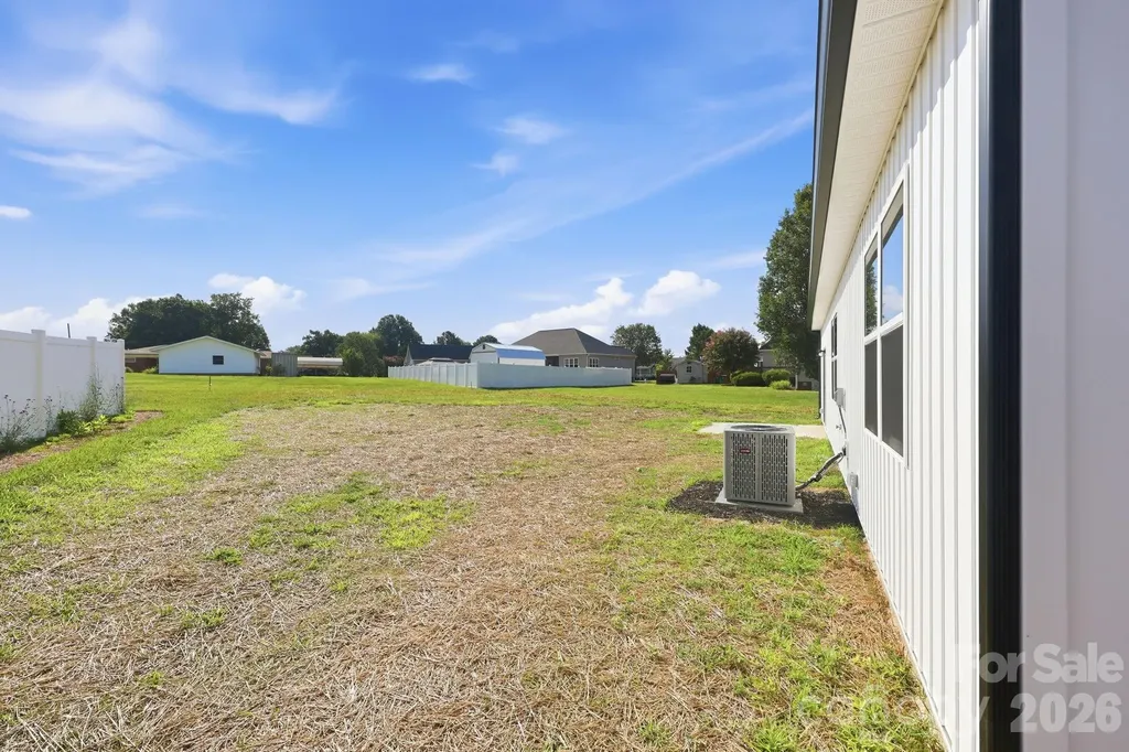 1962 Redwood Drive Oakboro NC 28129