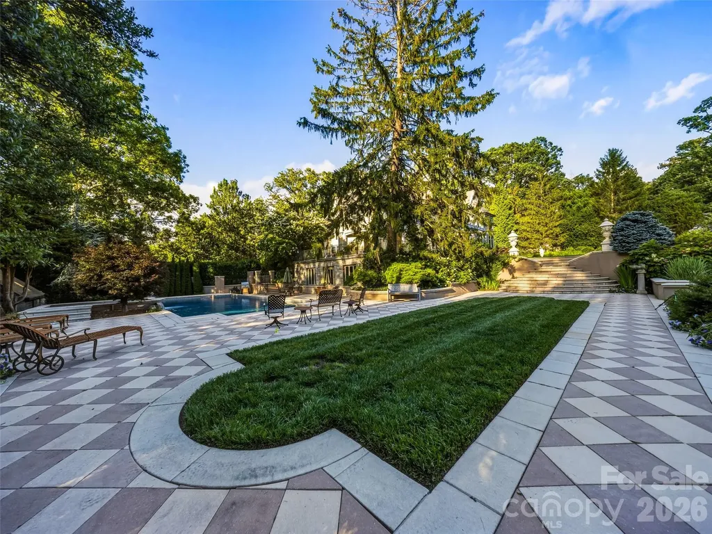 7 Stuyvesant Road Biltmore Forest NC 28803