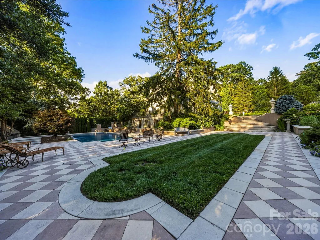 7 Stuyvesant Road Biltmore Forest NC 28803