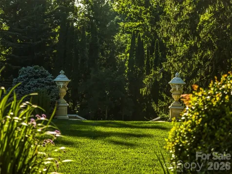 7 Stuyvesant Road Biltmore Forest NC 28803