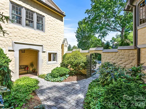 7 Stuyvesant Road Biltmore Forest NC 28803