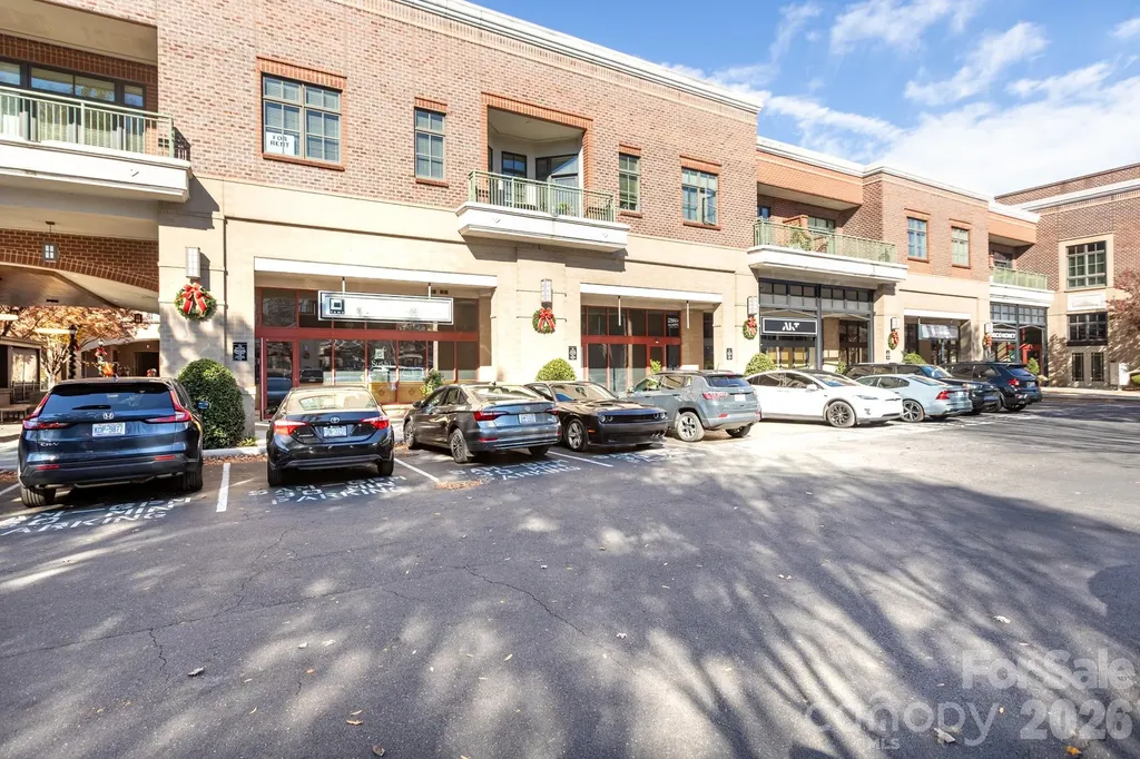 3920 Sharon Road Charlotte NC 28211