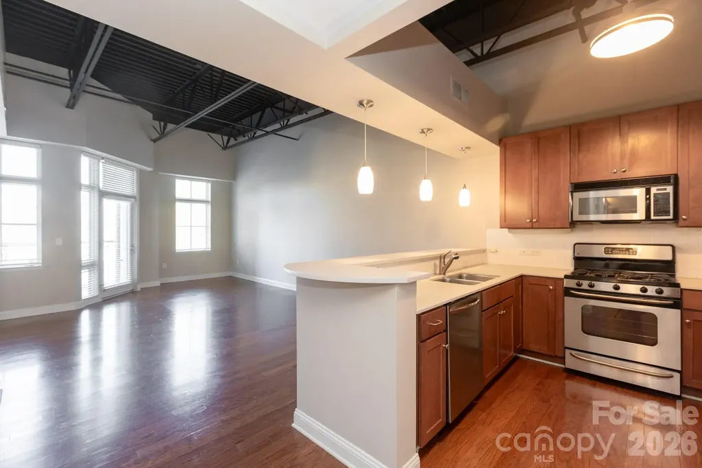 3920 Sharon Road Charlotte NC 28211