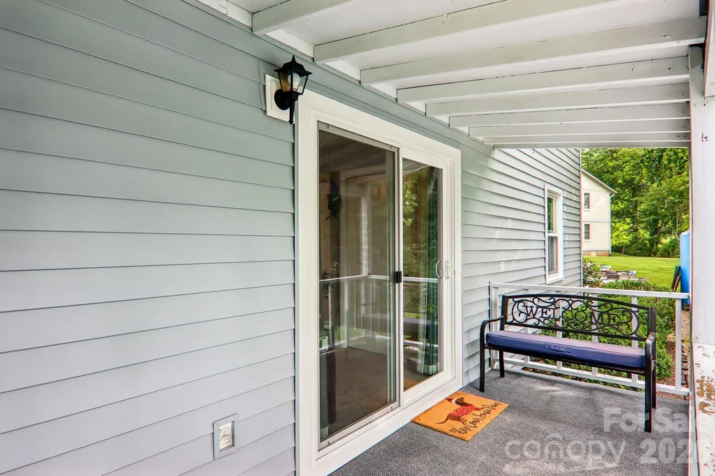 70 Nazarene Way Waynesville NC 28785