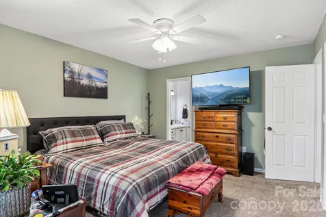 70 Nazarene Way Waynesville NC 28785