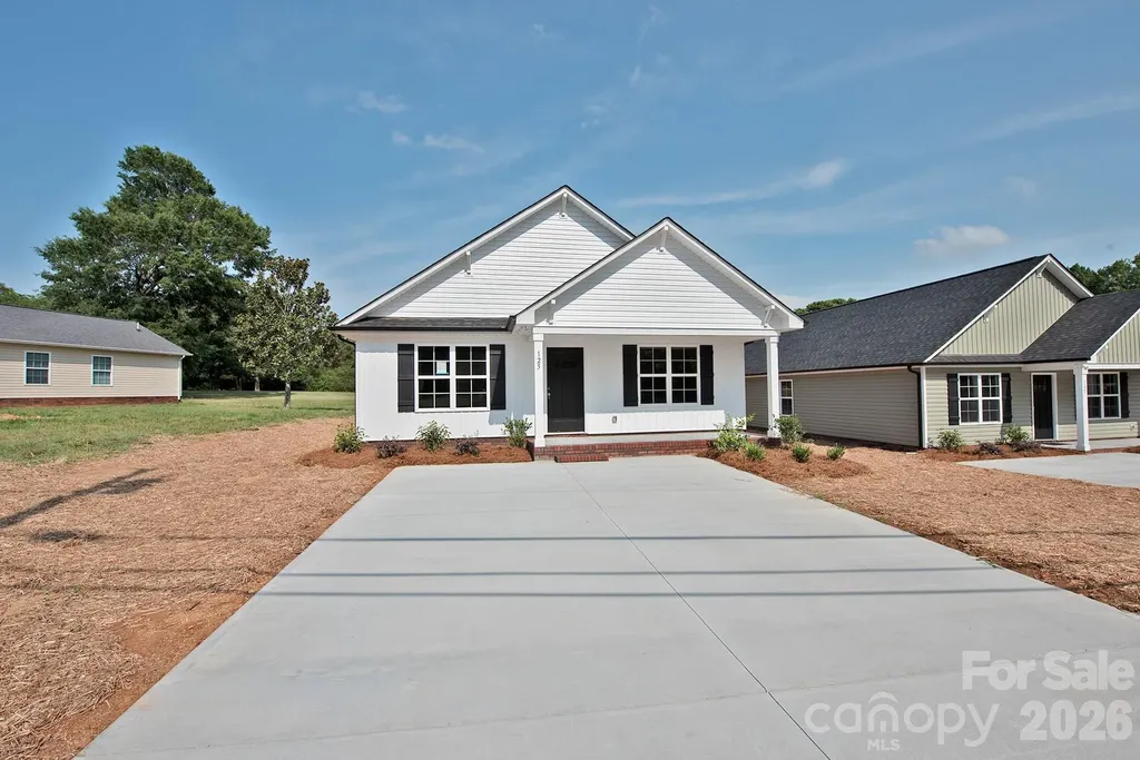 125 S Beaver Street Landis NC 28088