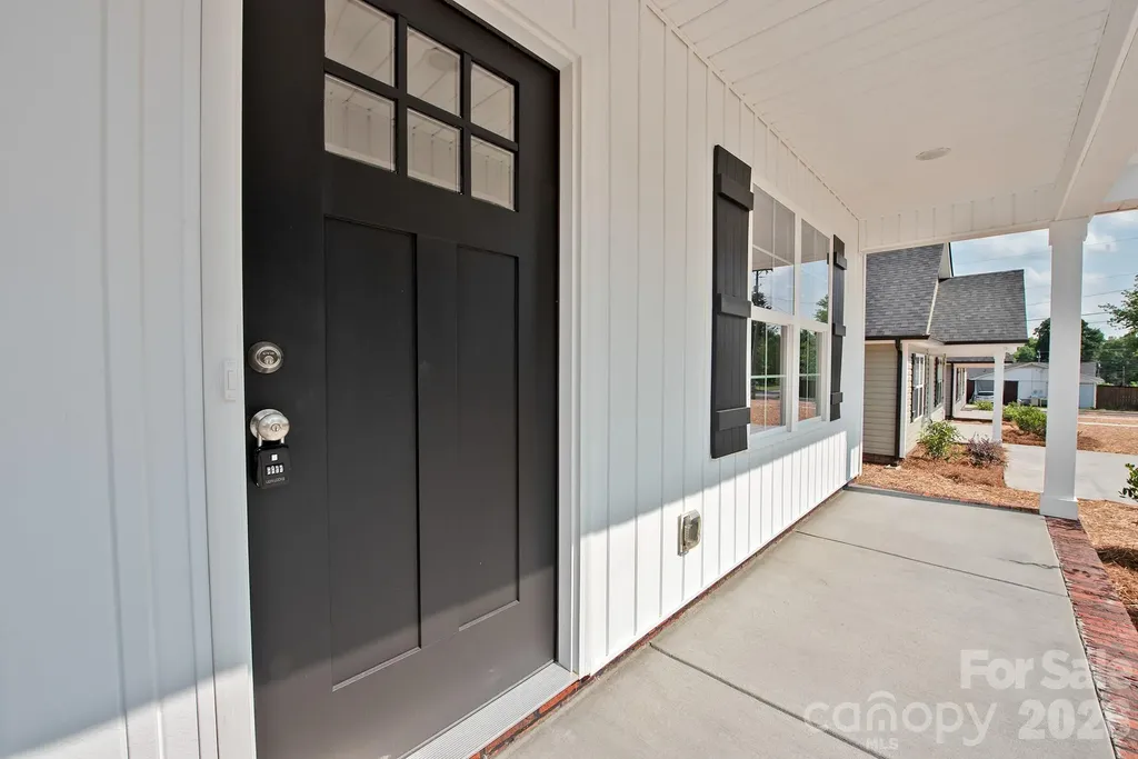 125 S Beaver Street Landis NC 28088