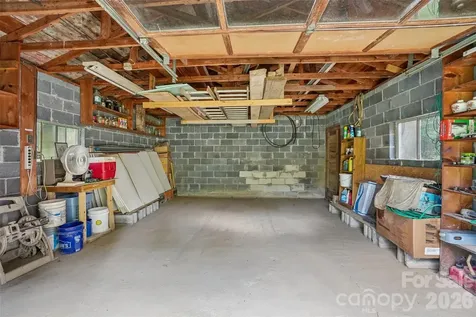 611 Reeves Cove Road Candler NC 28715