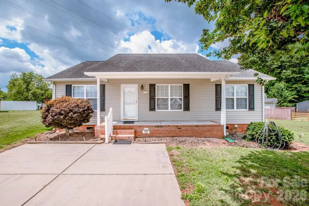 104 Birch Court China Grove NC 28023