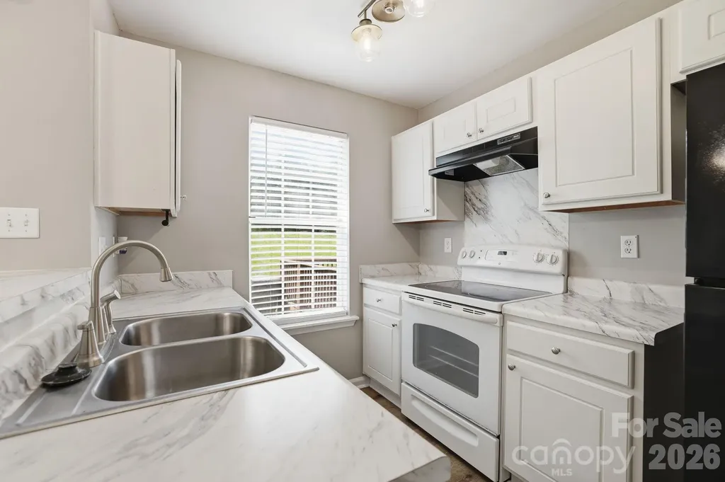8237 Circle Tree Lane Charlotte NC 28277