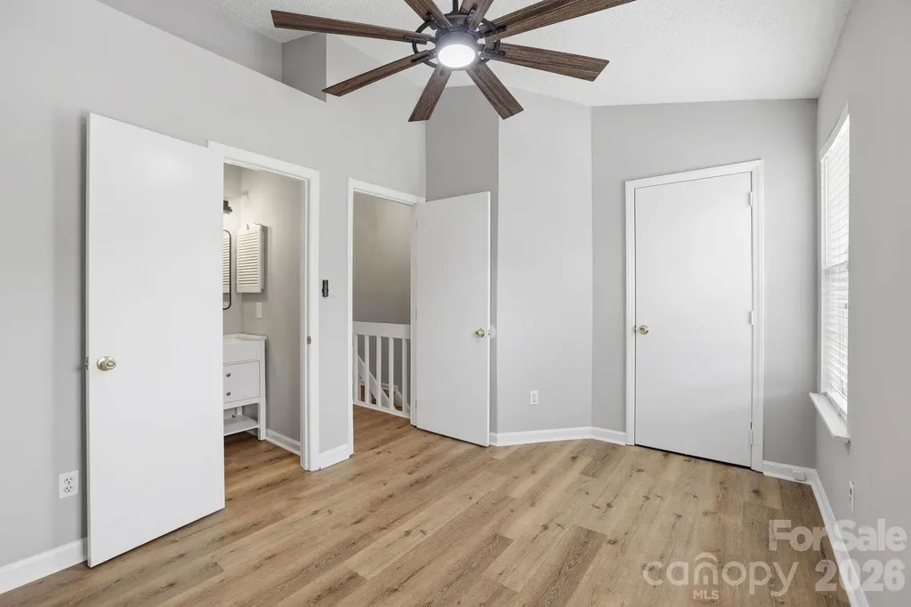 8237 Circle Tree Lane Charlotte NC 28277