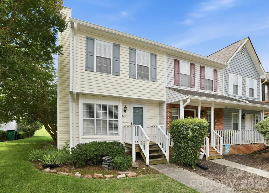 8237 Circle Tree Lane Charlotte NC 28277