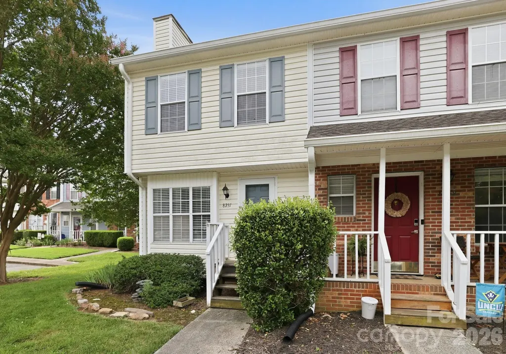 8237 Circle Tree Lane Charlotte NC 28277