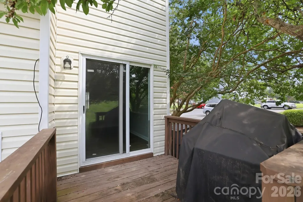 8237 Circle Tree Lane Charlotte NC 28277