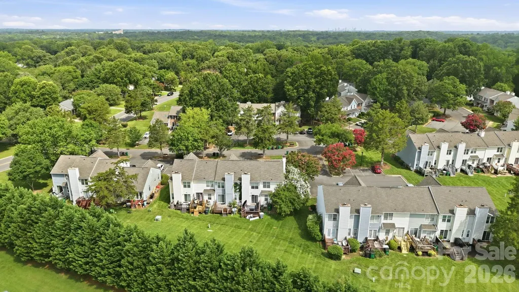 8237 Circle Tree Lane Charlotte NC 28277