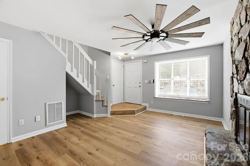 8237 Circle Tree Lane Charlotte NC 28277