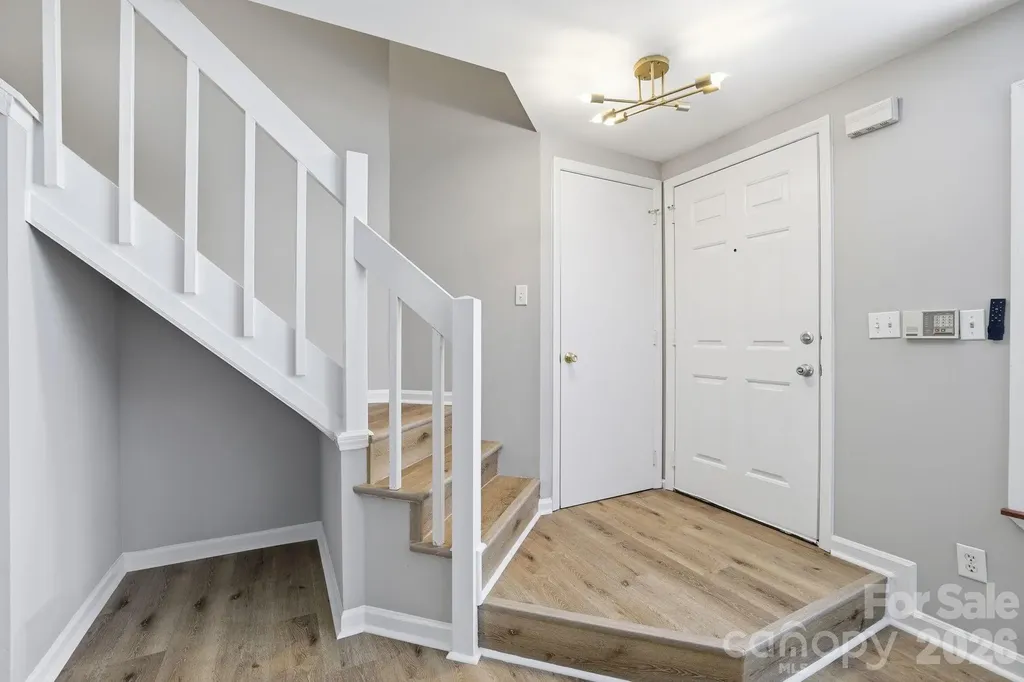 8237 Circle Tree Lane Charlotte NC 28277