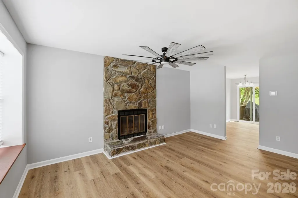 8237 Circle Tree Lane Charlotte NC 28277