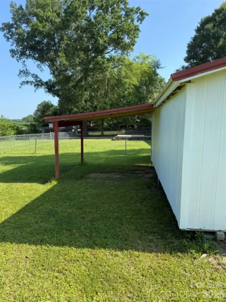 9697 Hwy 52 Highway N Wadesboro NC 28170