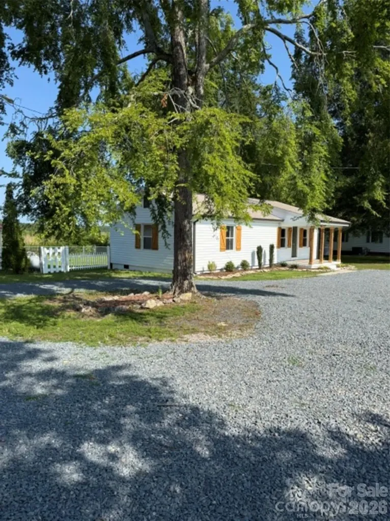 9697 Hwy 52 Highway N Wadesboro NC 28170