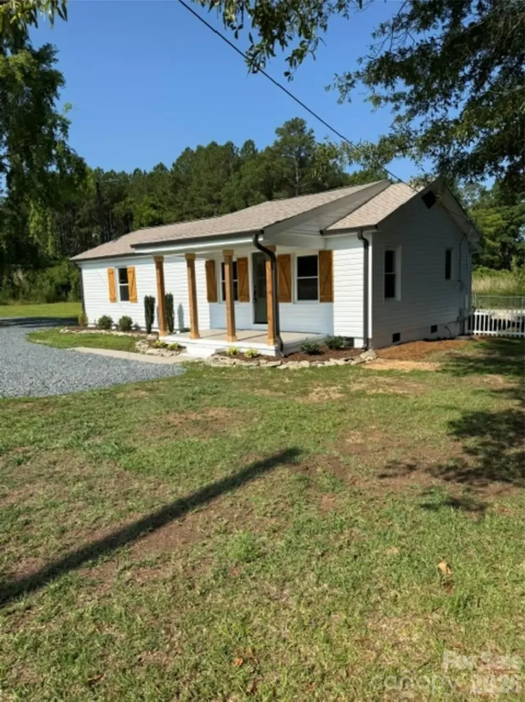 9697 Hwy 52 Highway N Wadesboro NC 28170