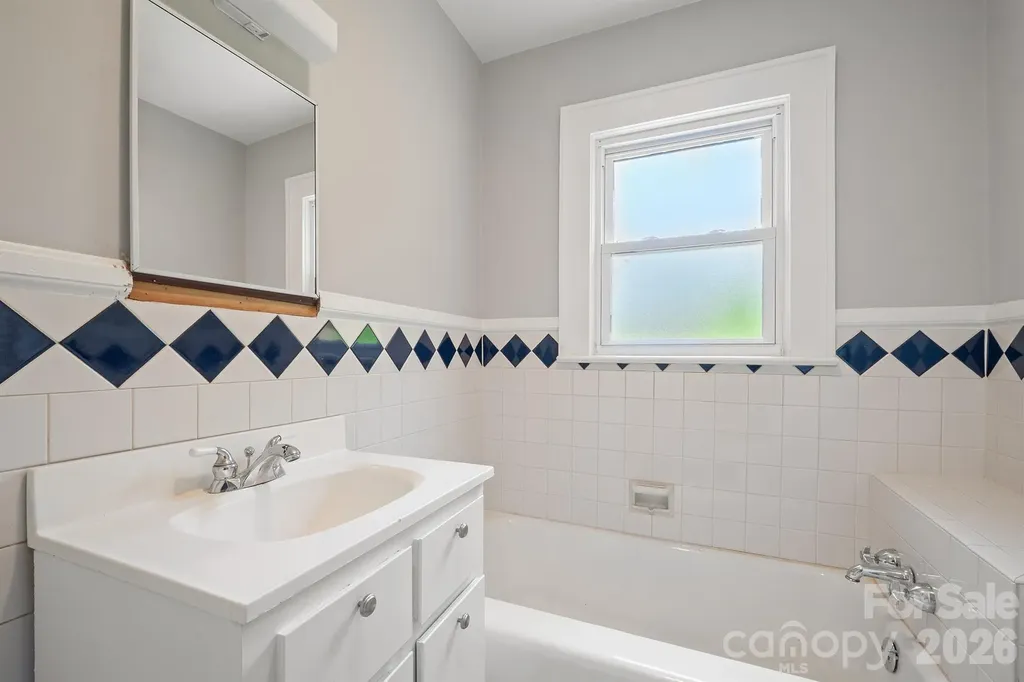 3219 Us 70 Highway E Morganton NC 28655