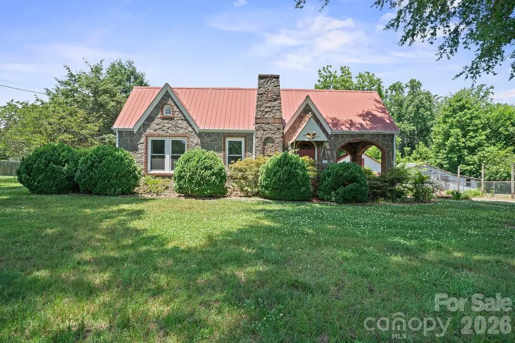 3219 Us 70 Highway E Morganton NC 28655