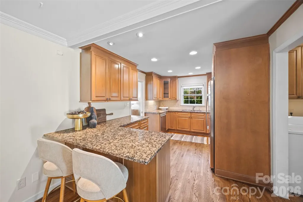3826 Severn Avenue Charlotte NC 28210
