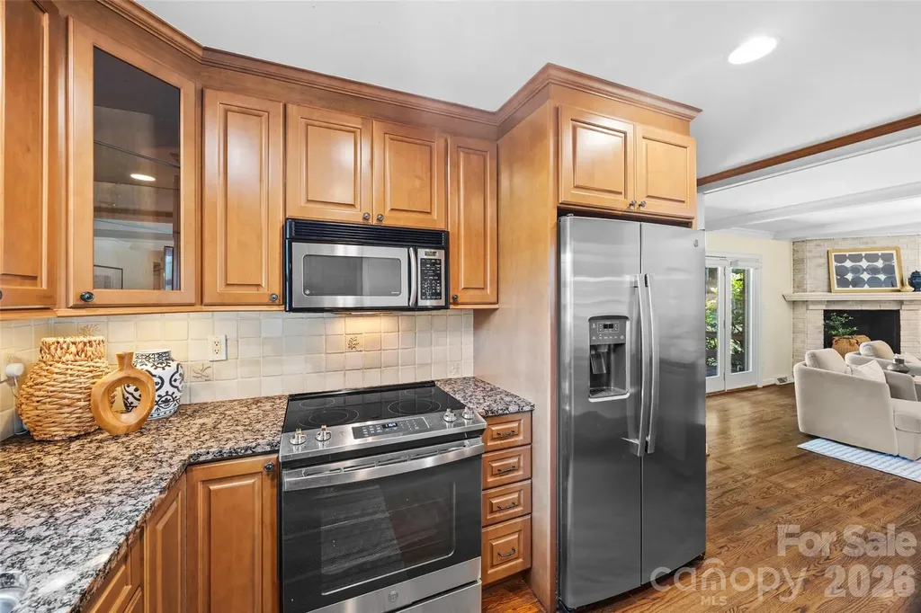 3826 Severn Avenue Charlotte NC 28210