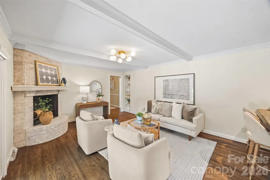 3826 Severn Avenue Charlotte NC 28210