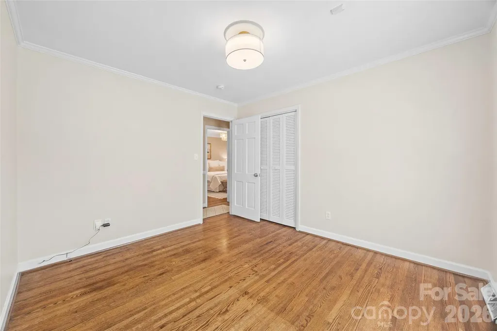 3826 Severn Avenue Charlotte NC 28210