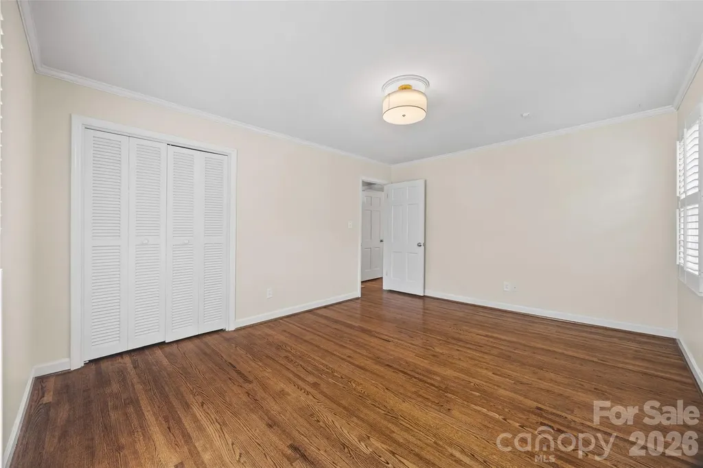 3826 Severn Avenue Charlotte NC 28210