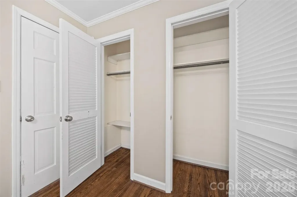 3826 Severn Avenue Charlotte NC 28210