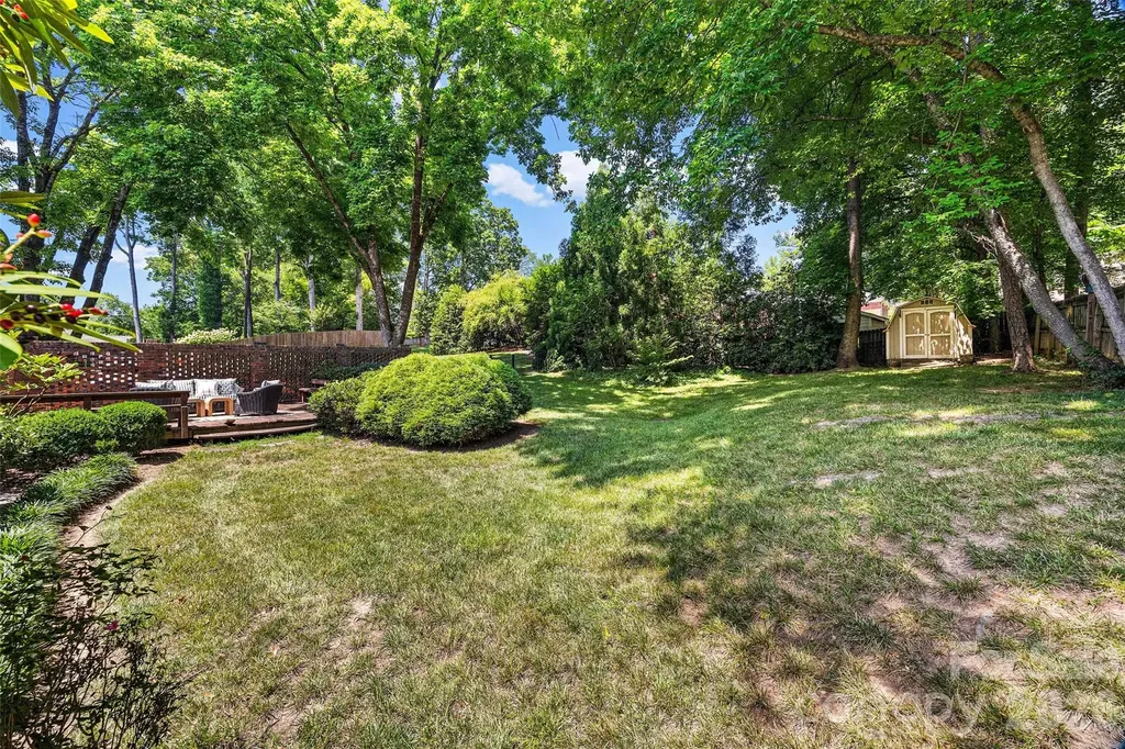 3826 Severn Avenue Charlotte NC 28210
