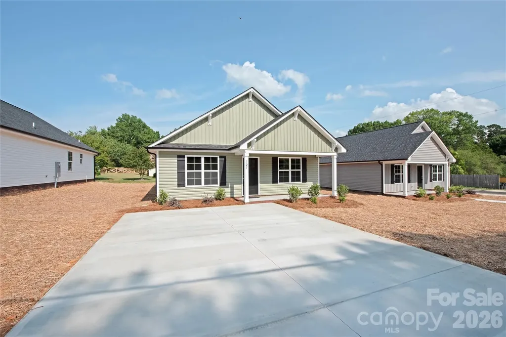 127 S Beaver Street Landis NC 28088