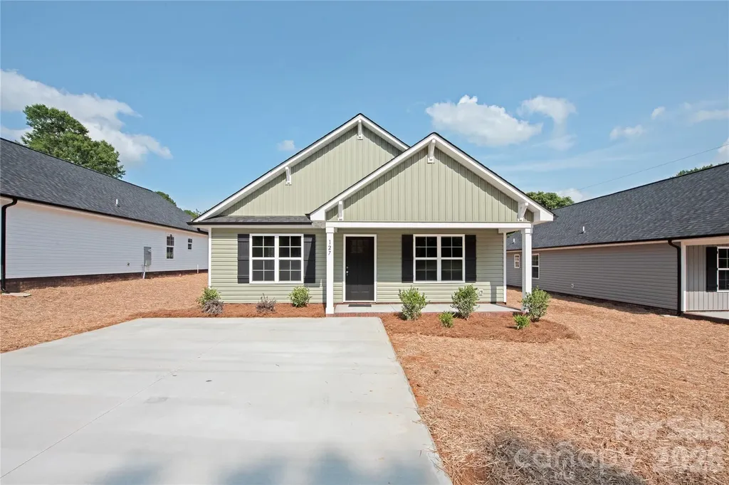 127 S Beaver Street Landis NC 28088