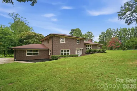 181 Woodlynn Drive Charlotte NC 28214
