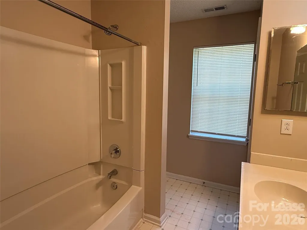 4527 Appley Mead Lane Charlotte NC 28269