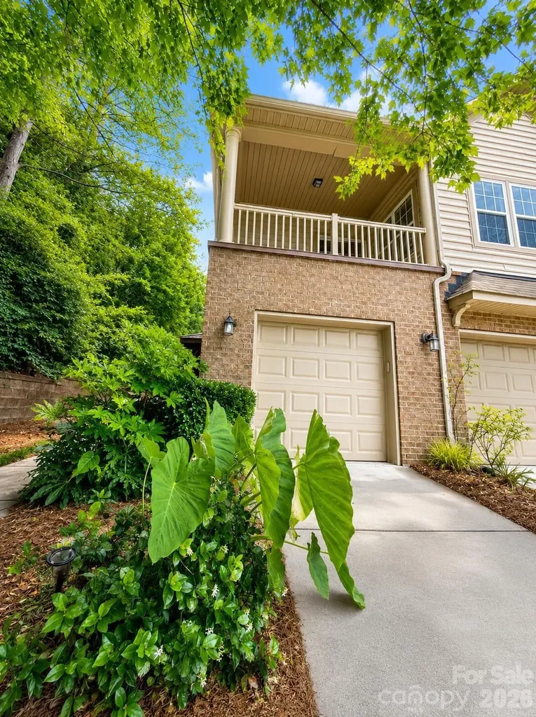 14712 Vernazza Place Charlotte NC 28277
