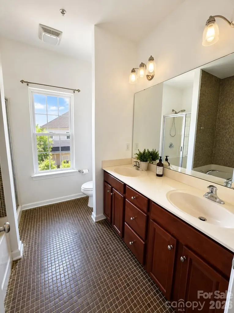 14712 Vernazza Place Charlotte NC 28277
