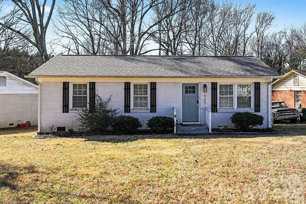 727 Thera Drive Charlotte NC 28206