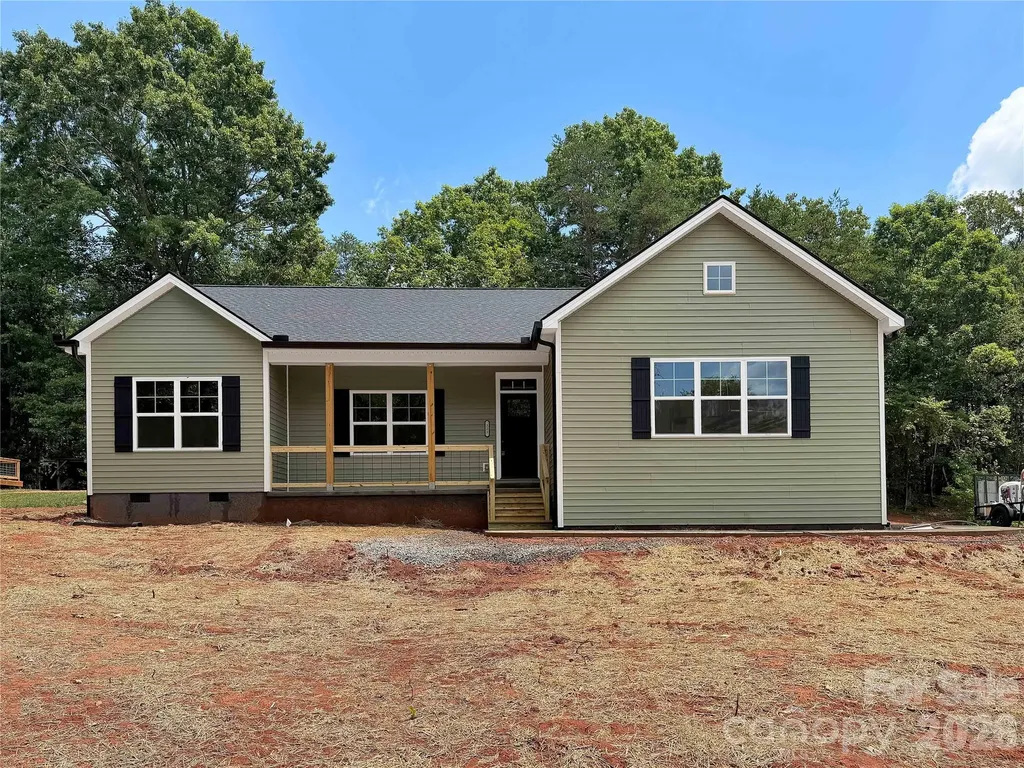 321 Whispering Pines Circle Forest City NC 28043
