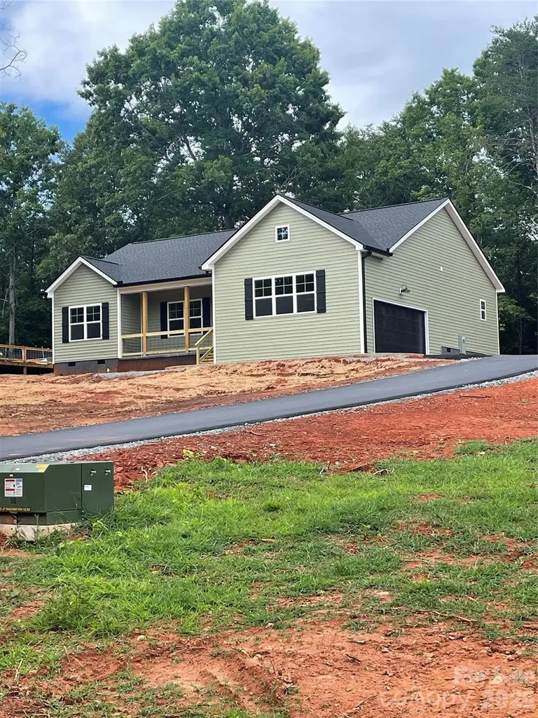 321 Whispering Pines Circle Forest City NC 28043