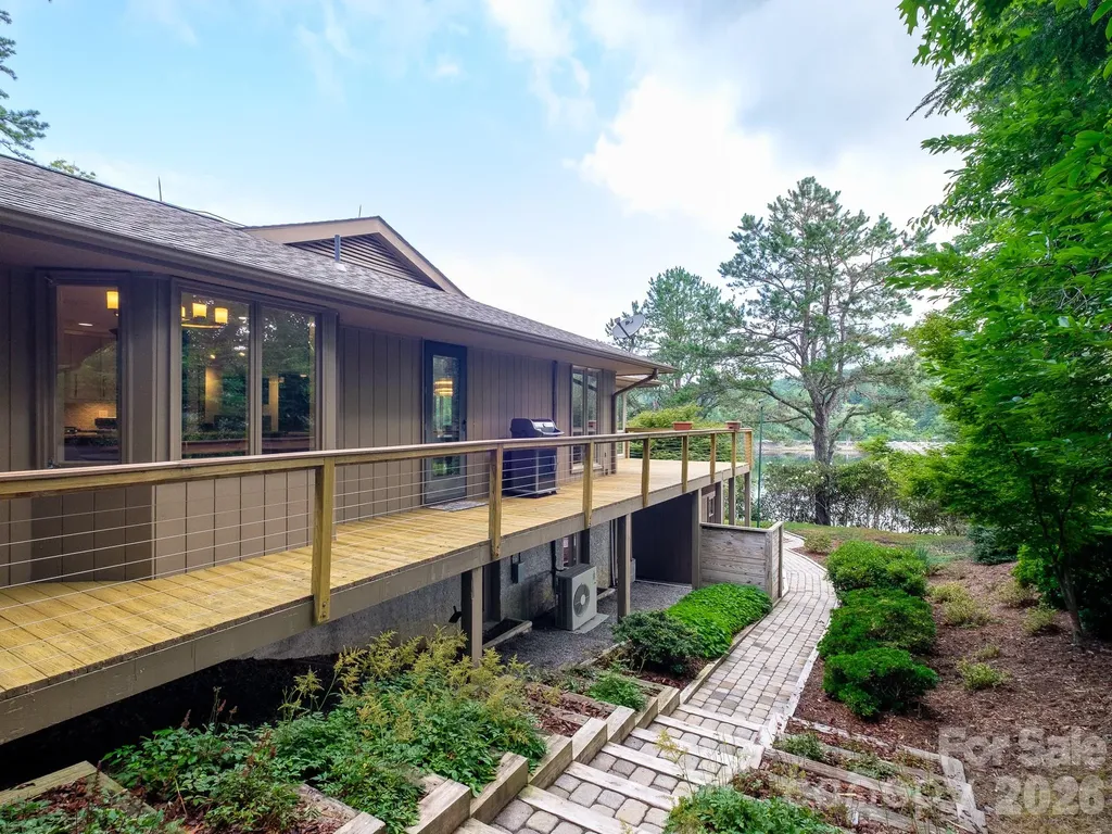 20 Guwa Court Brevard NC 28712