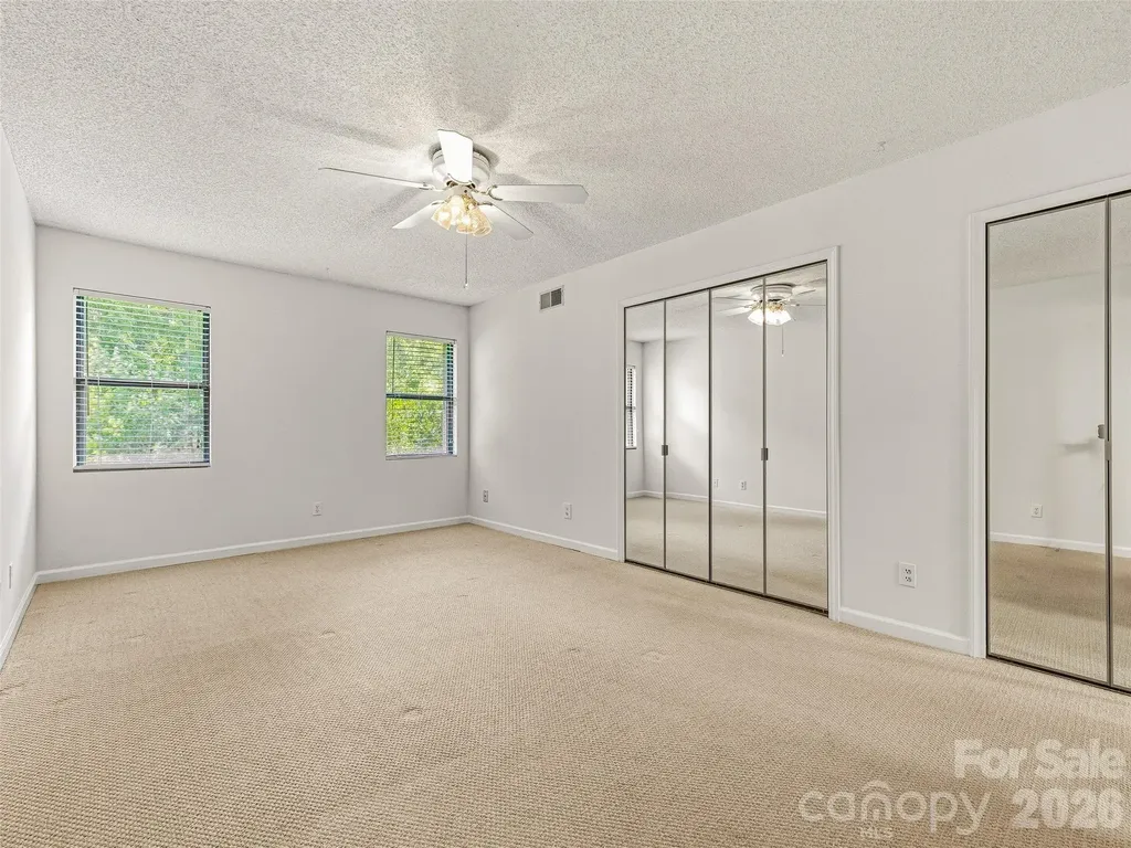 106 Abbey Circle Asheville NC 28805