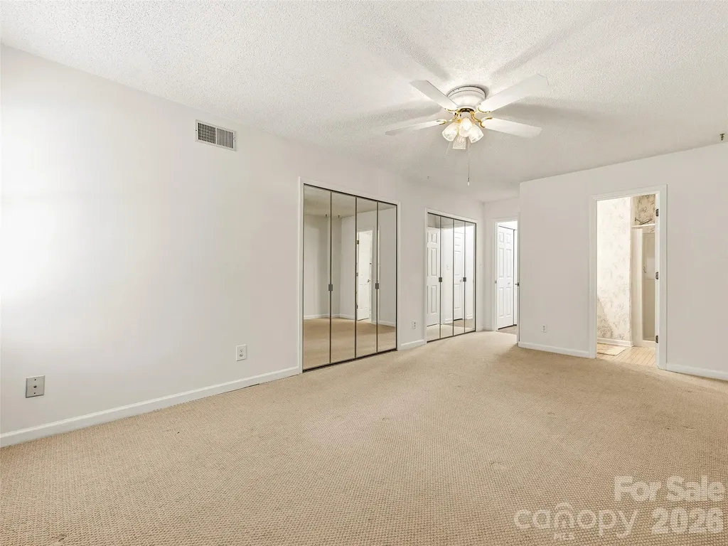 106 Abbey Circle Asheville NC 28805