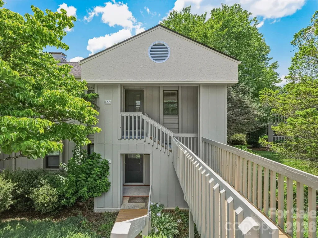 106 Abbey Circle Asheville NC 28805