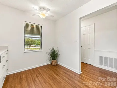 106 Abbey Circle Asheville NC 28805