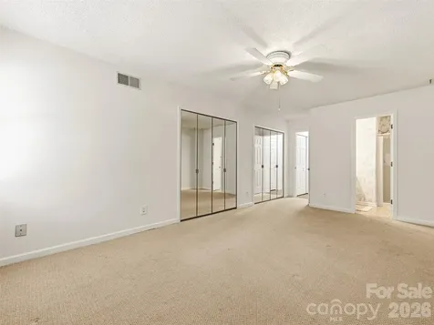 106 Abbey Circle Asheville NC 28805