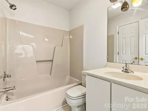 106 Abbey Circle Asheville NC 28805